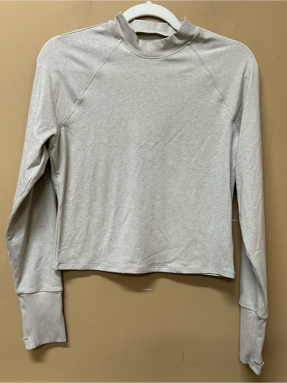 Athleta Softluxe Top Crop Mock Neck Womens Large  L/S Thumb Hole Oatmeal